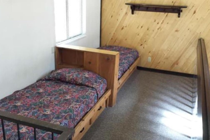 Room 18 of 27