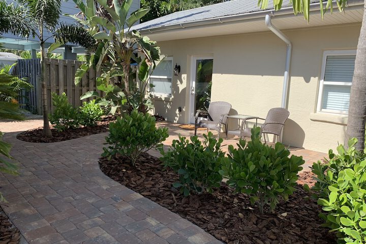 Twin Palms at Siesta