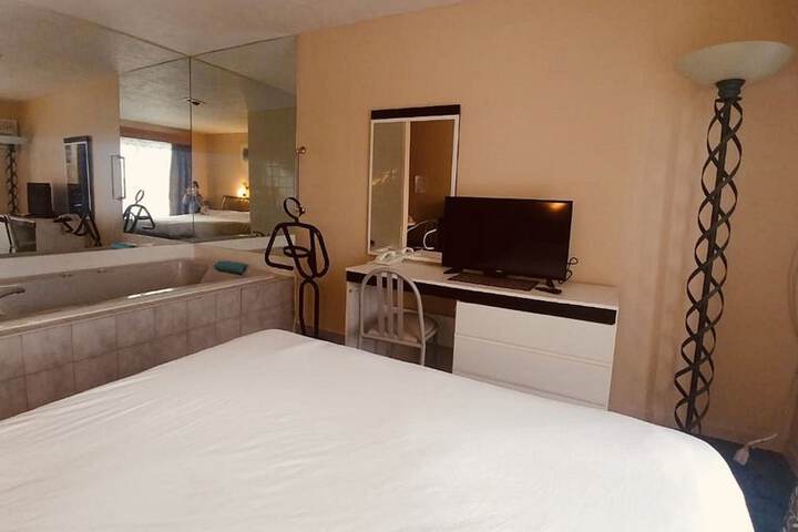 Room 20 of 38