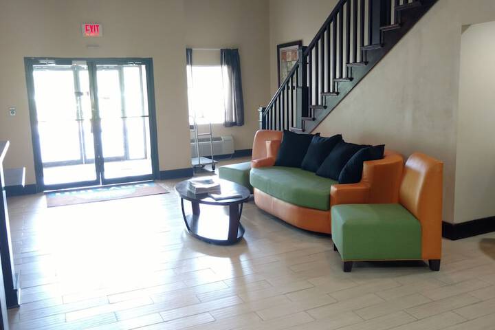 Hotel Interior 8 of 39