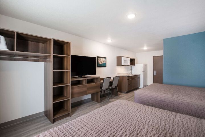 Room 35 of 41
