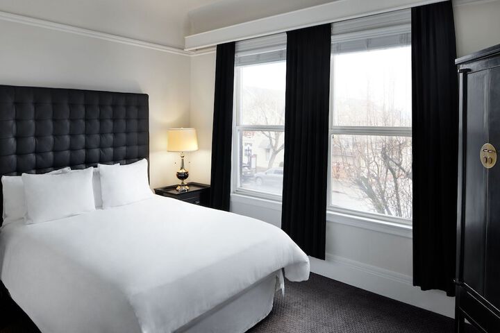 Mount View Hotel & Spa