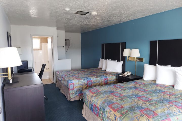 Vernal Inn