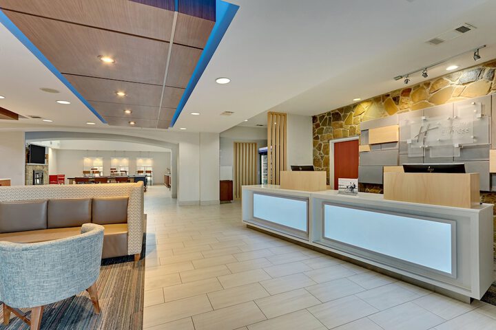 Hotel 2 of 84