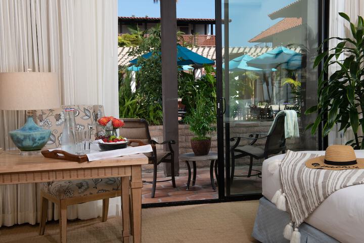 Hotel Exterior 101 of 122