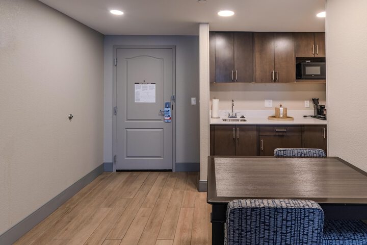 Hampton Inn & Suites Florence-Downtown