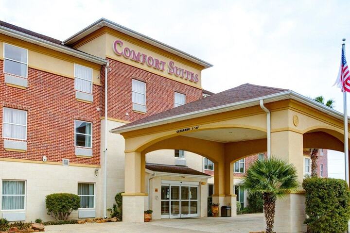 Hotel 2 of 45