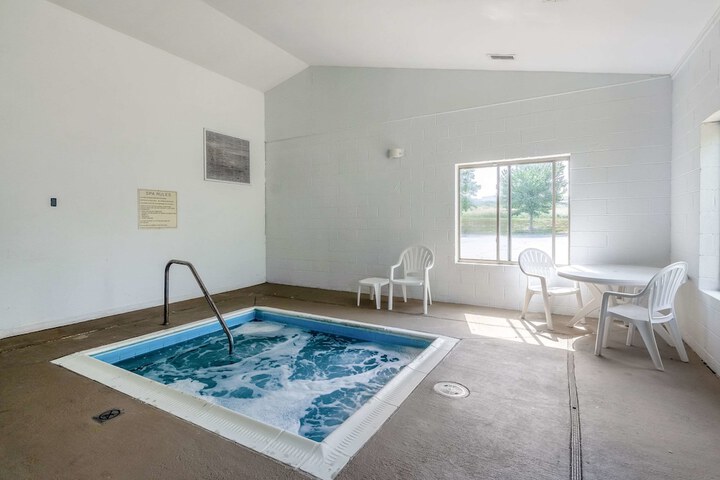 Pool 9 of 72