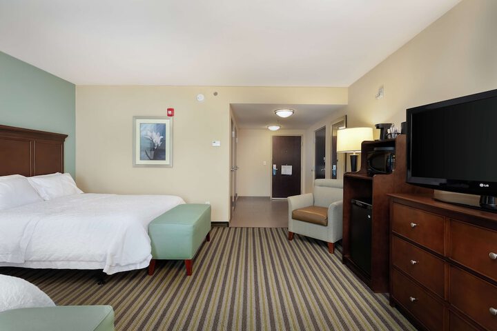 Room 16 of 33