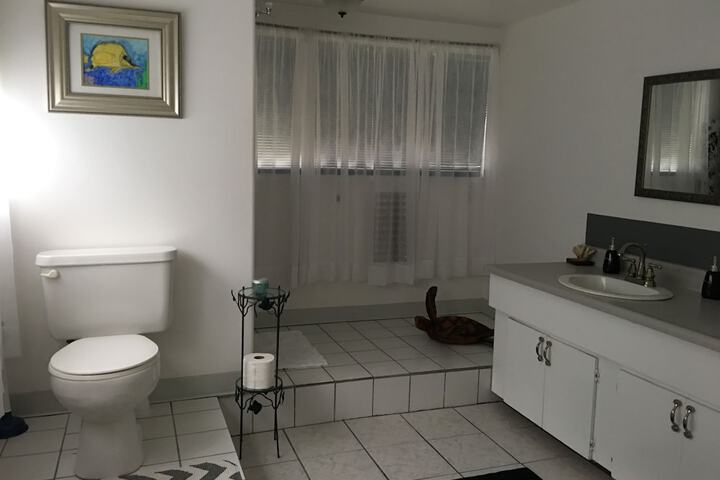 Room 22 of 35