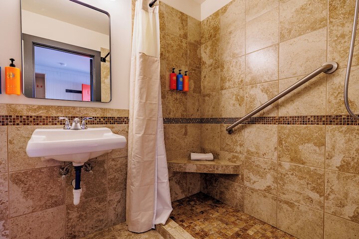Hotel Expedition
