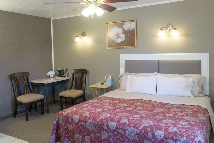 Room 28 of 54