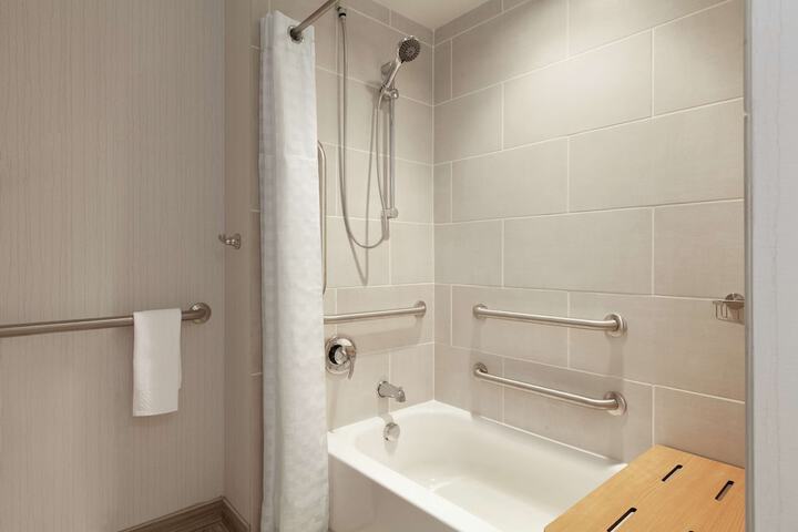 Embassy Suites by Hilton South Jordan Salt Lake City