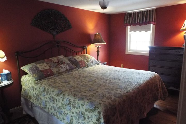 Room 6 of 38