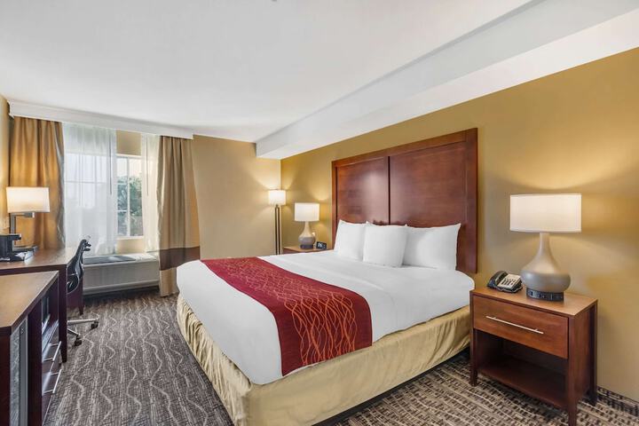 Room 10 of 34