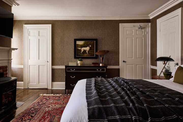 Room 79 of 114