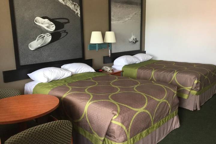 Room 14 of 19