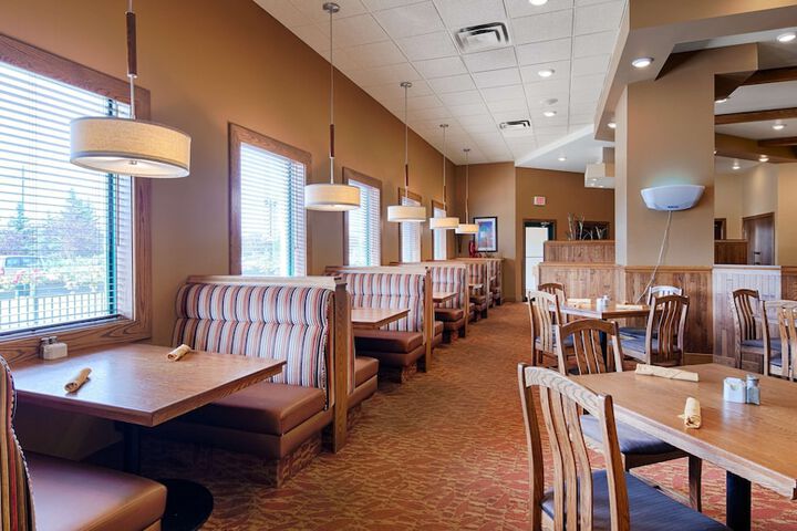 Best Western Plus Winnipeg Airport Hotel