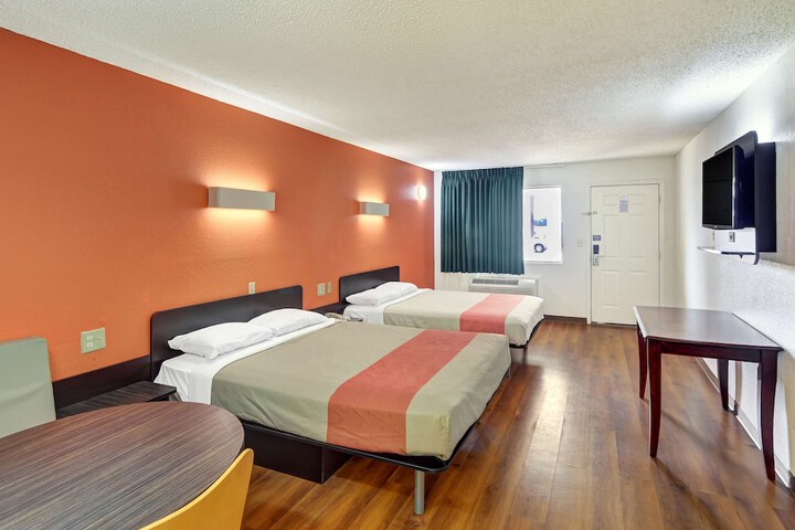 Room 20 of 24