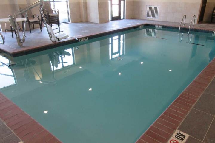 Pool 8 of 44