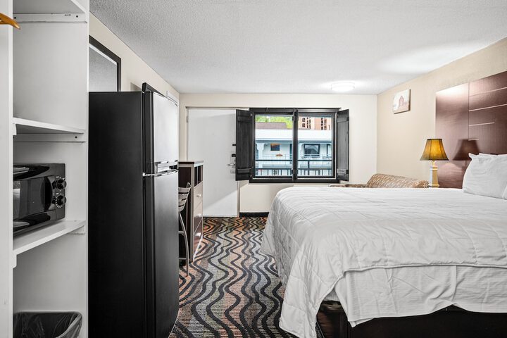 Room 36 of 79