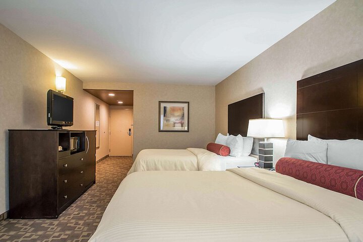 Room 54 of 79