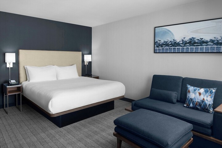 Courtyard by Marriott Los Angeles Burbank Airport