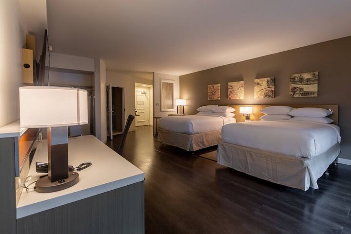 Room 11 of 29