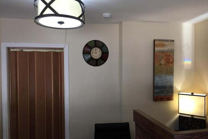 Room 7 of 18