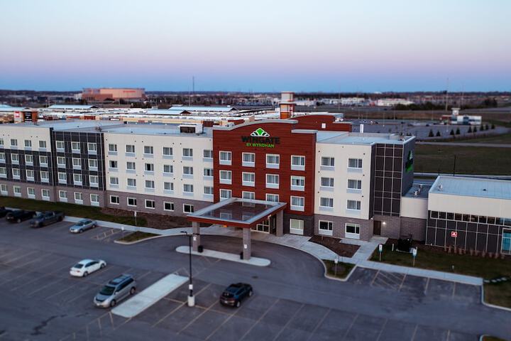 Hotel 8 of 109