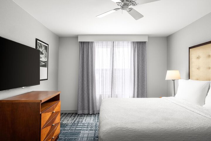 Homewood Suites by Hilton Dulles-North / Loudoun