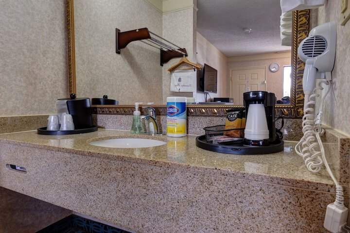 Breakfast/Coffee Service 67 of 68