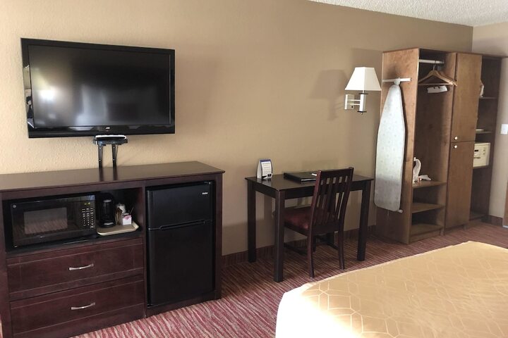 Room 26 of 62