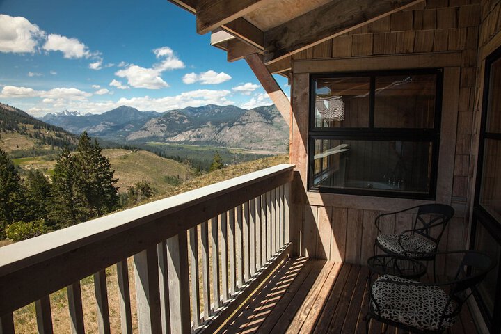 Sun Mountain Lodge