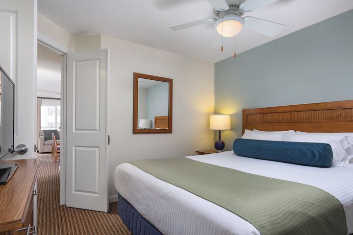 Club Wyndham Oceanside Pier