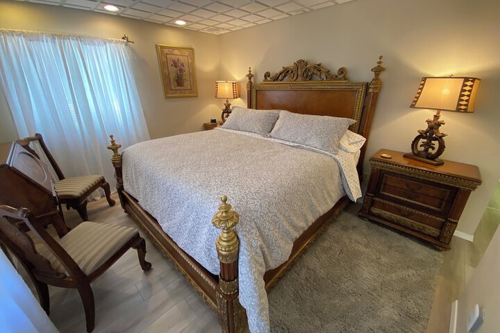 Room 7 of 37