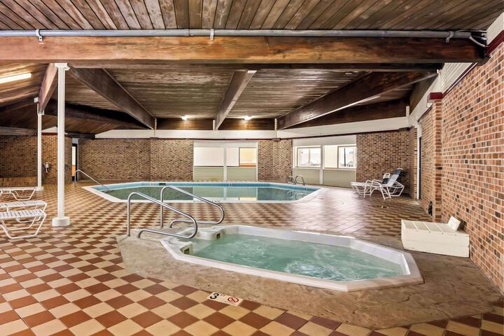 Econo Lodge Manistee