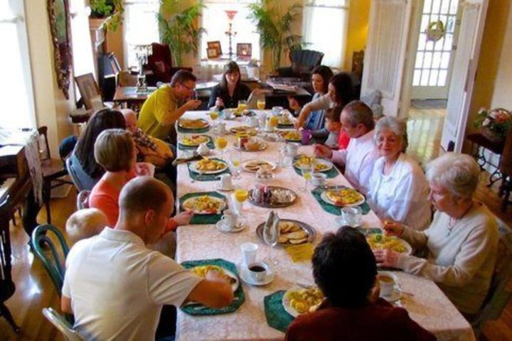 Breakfast/Coffee Service 38 of 48