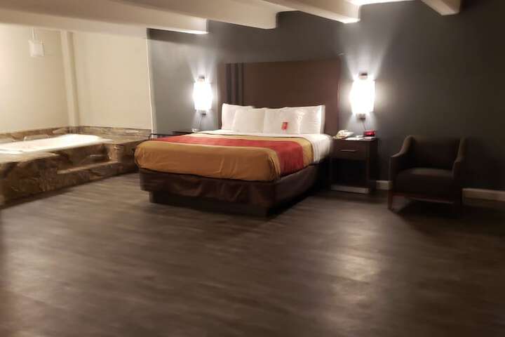 Room 14 of 29