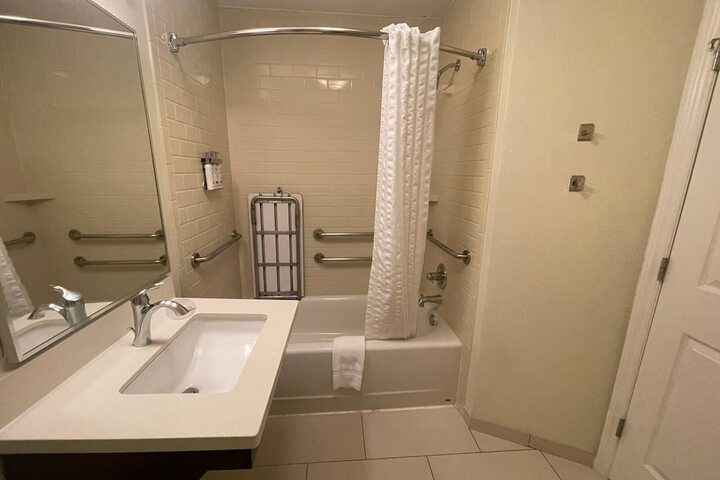 Candlewood Suites Secaucus - Meadowlands by IHG