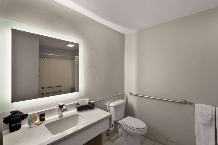 Wyndham Garden Galena Hotel & Day Spa