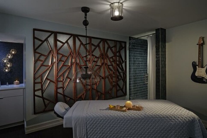 Spa 50 of 56