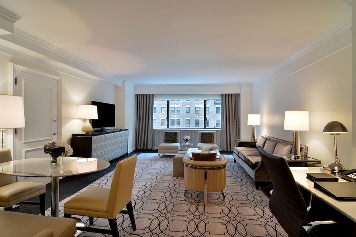Room 135 of 192