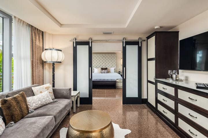 Room 91 of 176