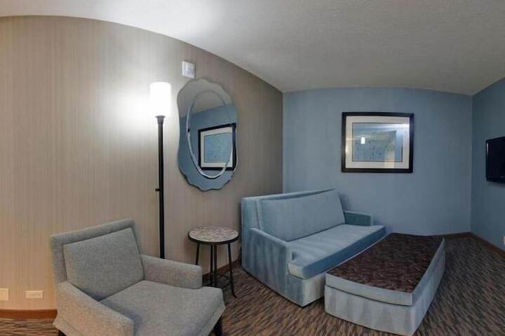 Room 41 of 76
