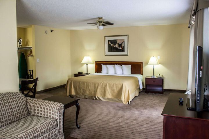 Room 7 of 26