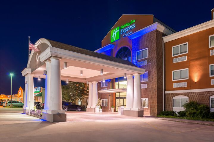 Hotel 3 of 52