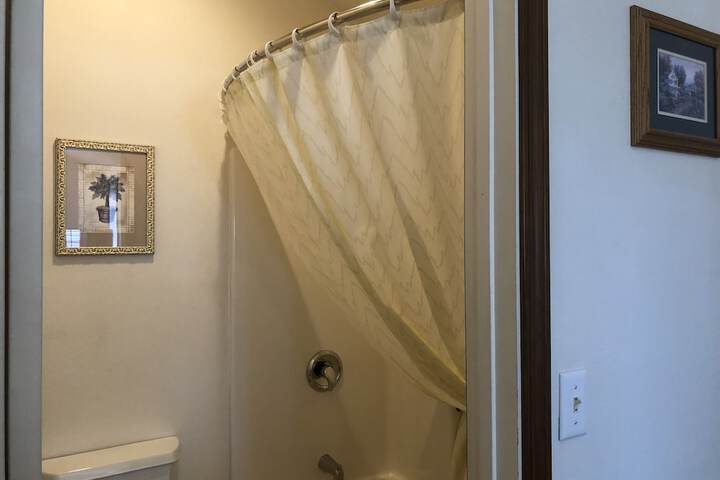 Room 16 of 54
