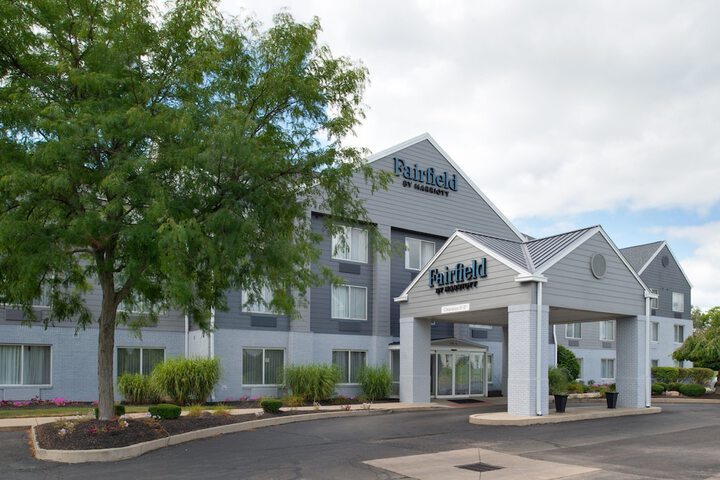 Fairfield Inn & Suites Dayton Troy