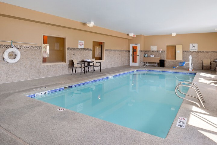 Pool 9 of 60